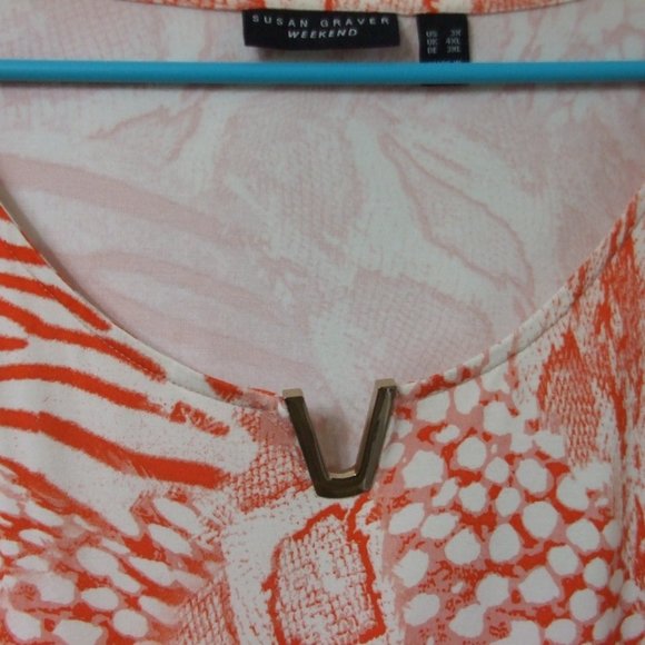 SUSAN GRAVER WEEKEND REPTILE DESIGN TUNIC - Picture 4 of 5